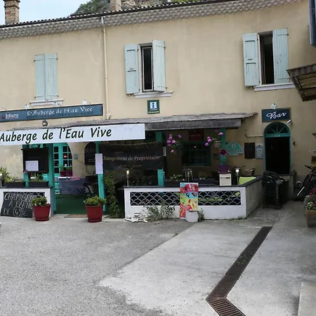 Hotel L Eau Vive