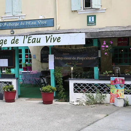 L Eau Vive Hotel *